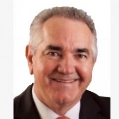 Dr Glen Simpson